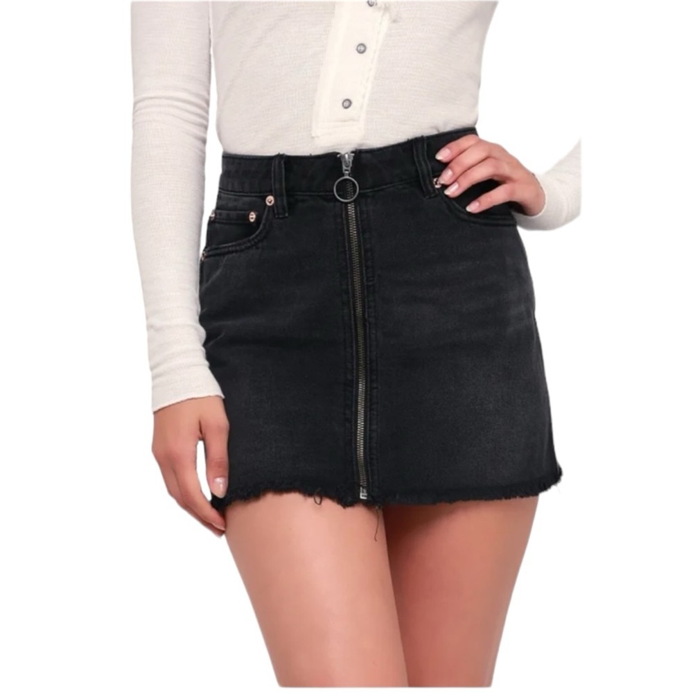 Free People Black Haven Zip Front Denim Jean Mini Skirt size 25